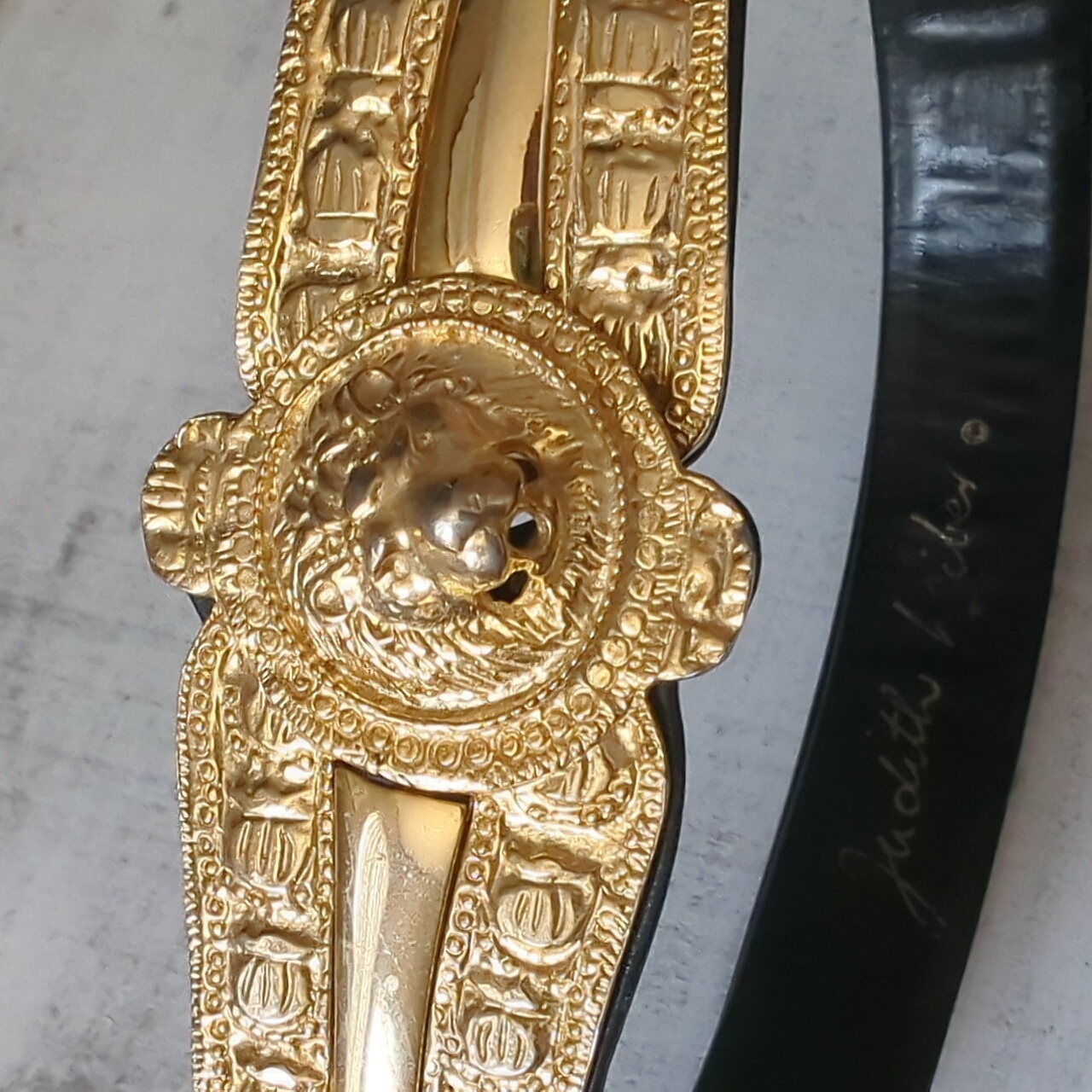 Judith Leiber Leather Women's Belt